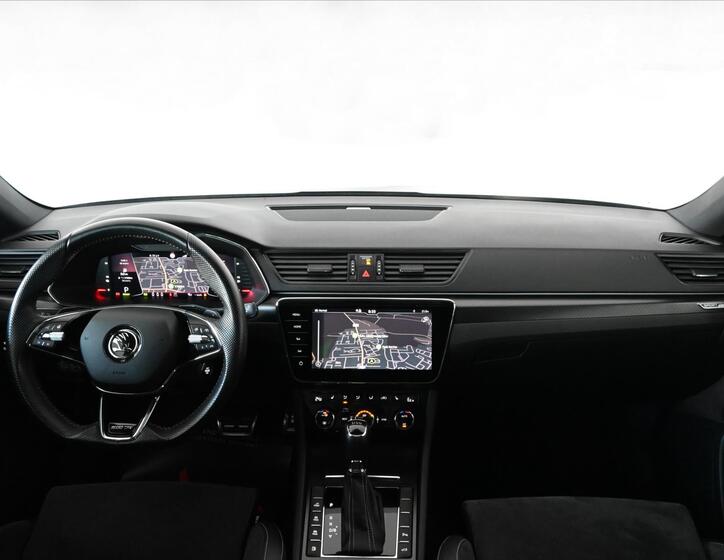 Škoda Superb 11