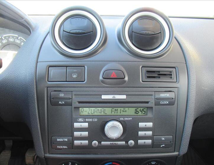 Ford Fiesta 14