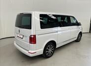 Volkswagen Multivan 2