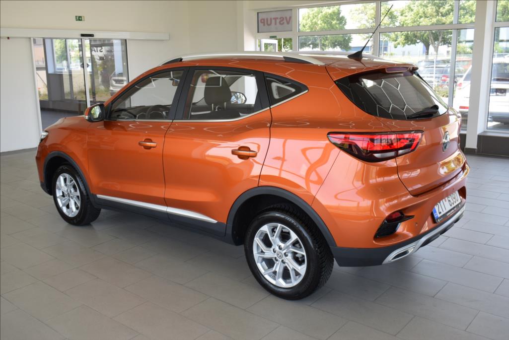 MG ZS