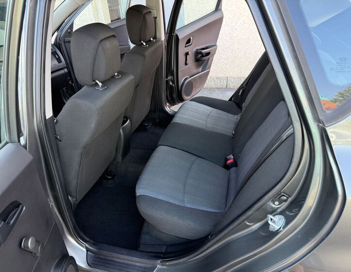 KIA Ceed 14