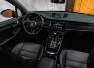 Porsche Macan 31
