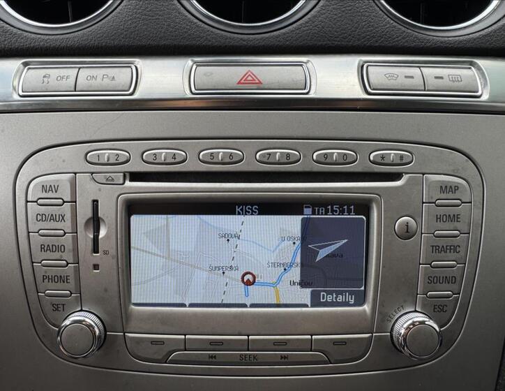 Ford Galaxy 41