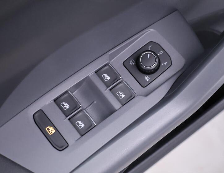 Volkswagen T-Cross 17