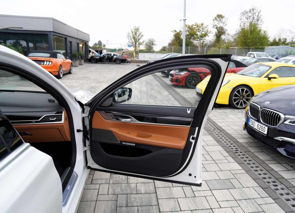 BMW Řada 7