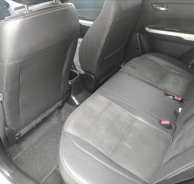 Suzuki Vitara 10