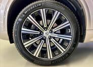 Volvo XC90 9