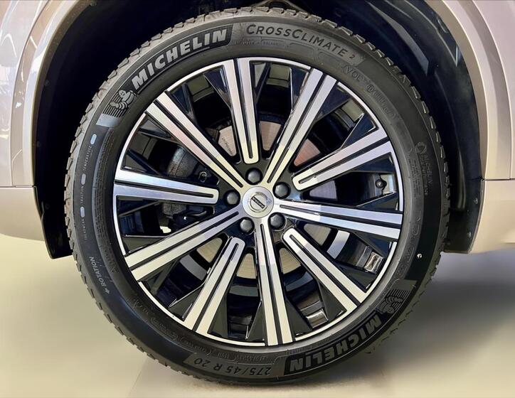 Volvo XC90 9