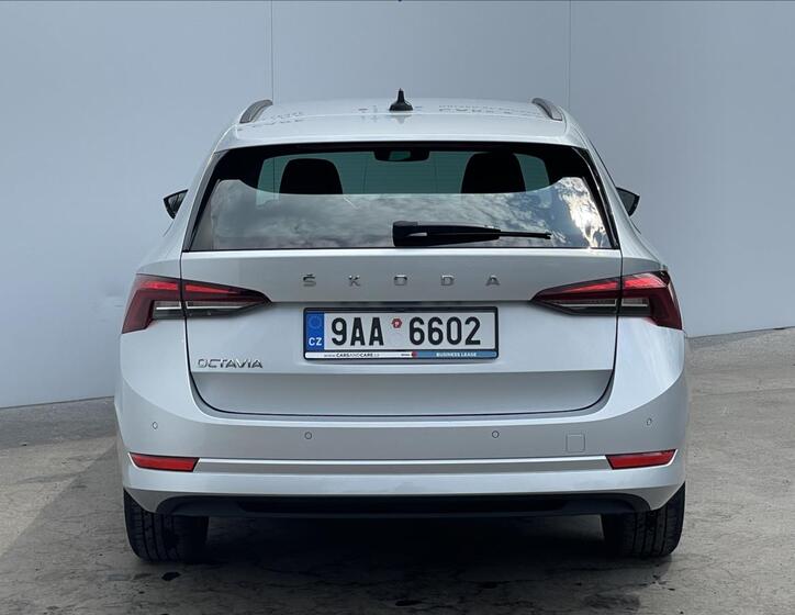 Škoda Octavia 23