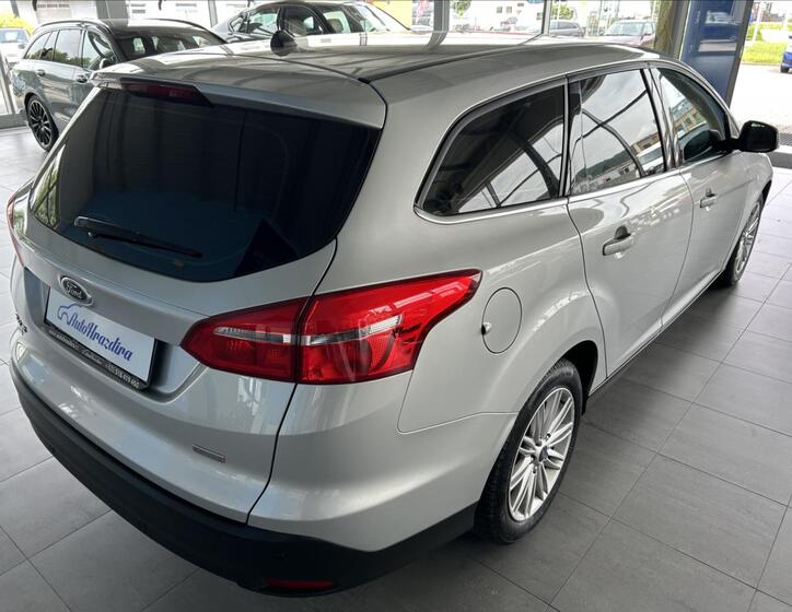 Ford Focus 6