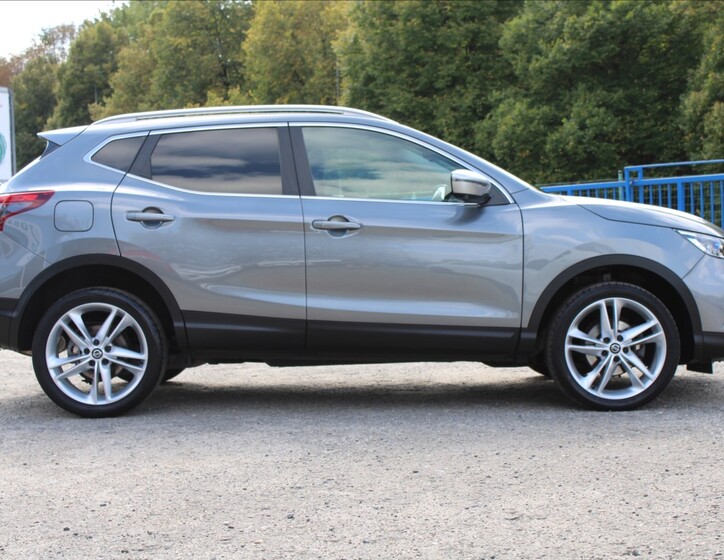 Nissan Qashqai 4