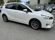 Toyota Verso 15