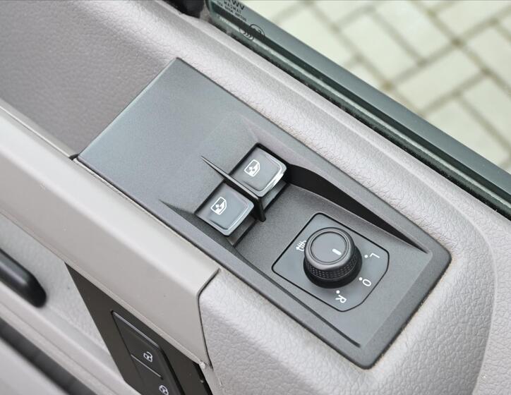 Volkswagen Crafter 24