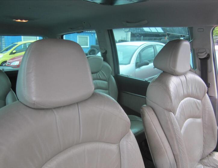 Peugeot 807 18