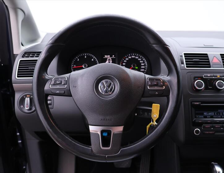Volkswagen Touran 19