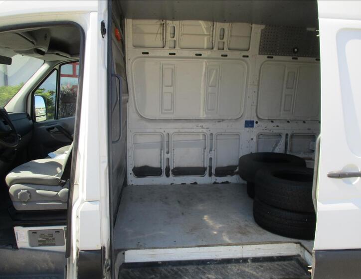 Volkswagen Crafter 24