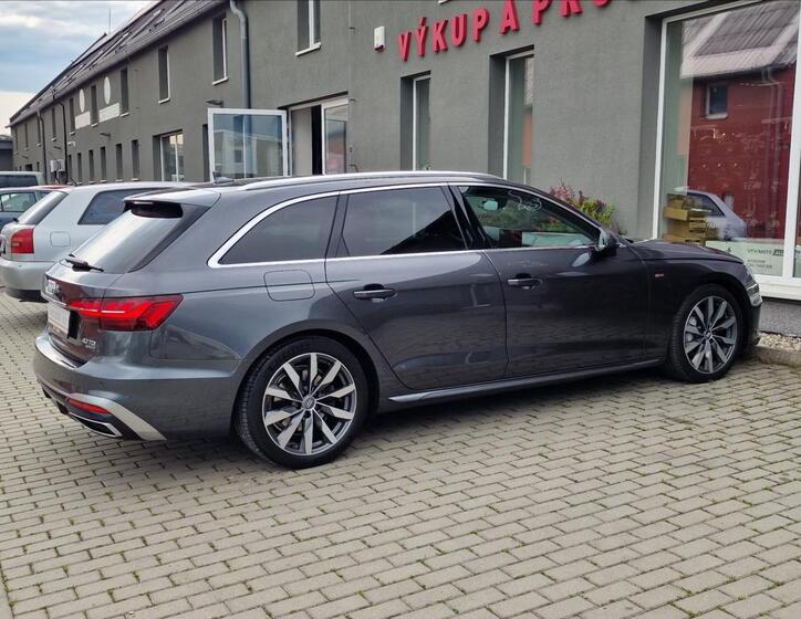 Audi A4 11