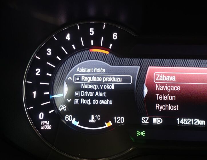 Ford S-MAX 11