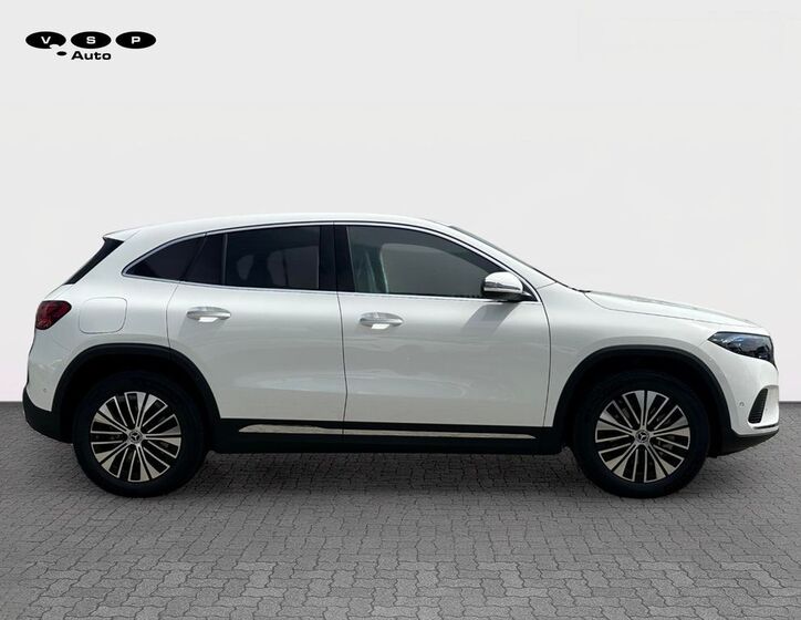 Mercedes-Benz EQA 8