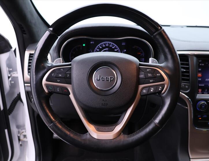 Jeep Grand Cherokee 19