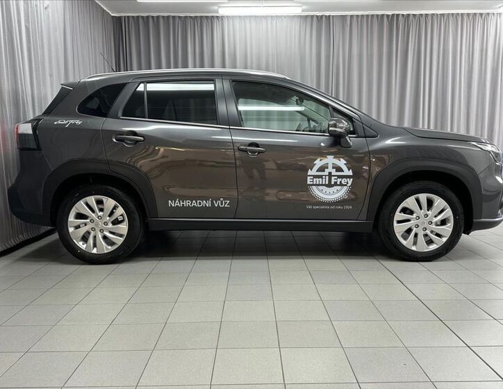 Suzuki S-Cross 4