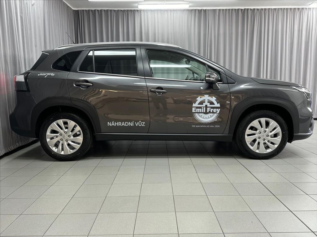 Suzuki S-Cross