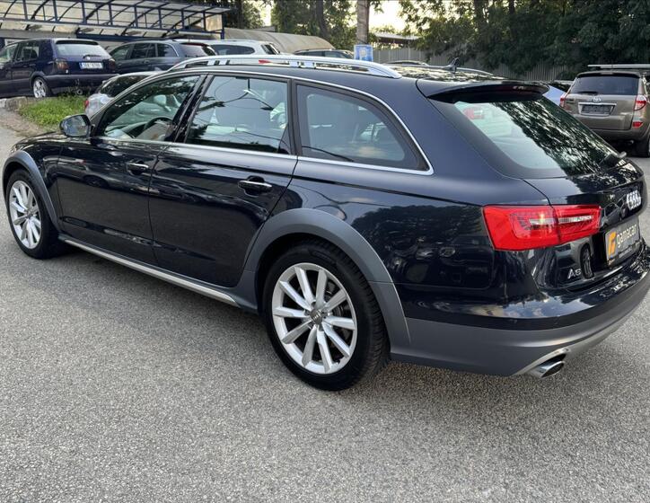 Audi A6 Allroad 11