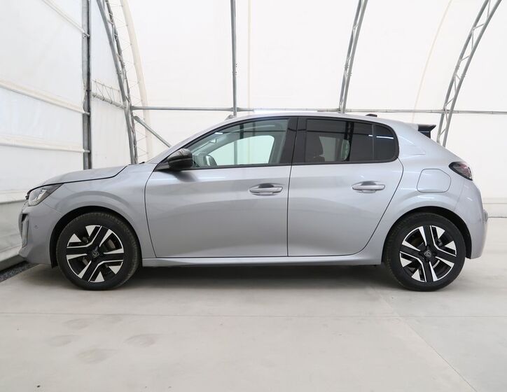 Peugeot 208 9