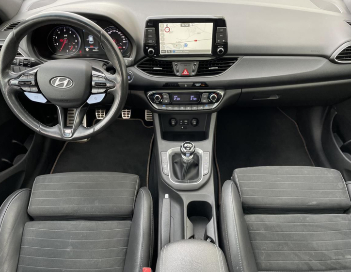 Hyundai i30 6