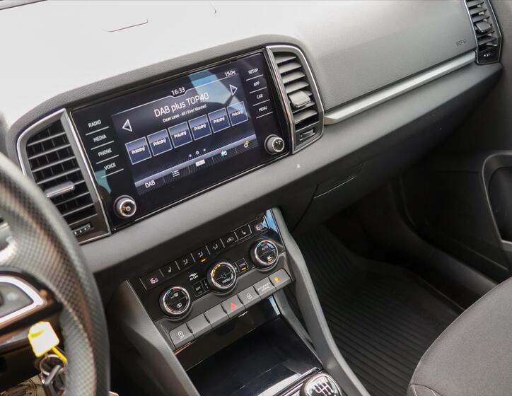 Škoda Karoq 23