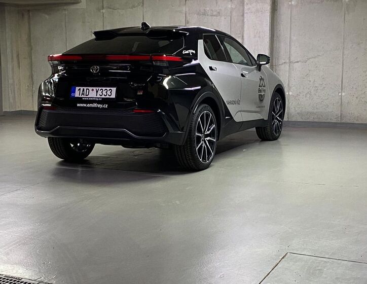 Toyota C-HR 5