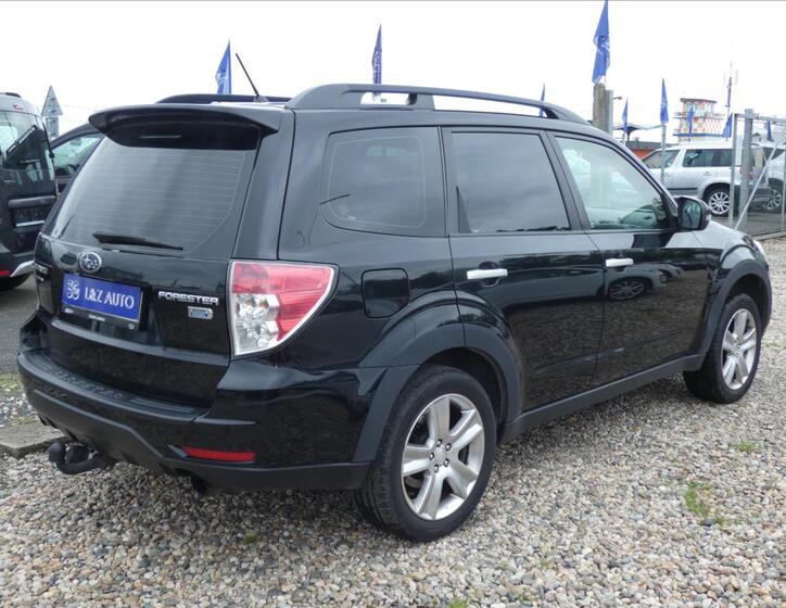 Subaru Forester 4