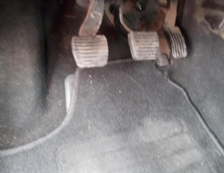 Peugeot 206 23