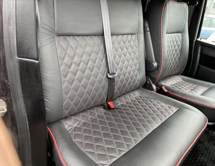 Volkswagen Caravelle 6