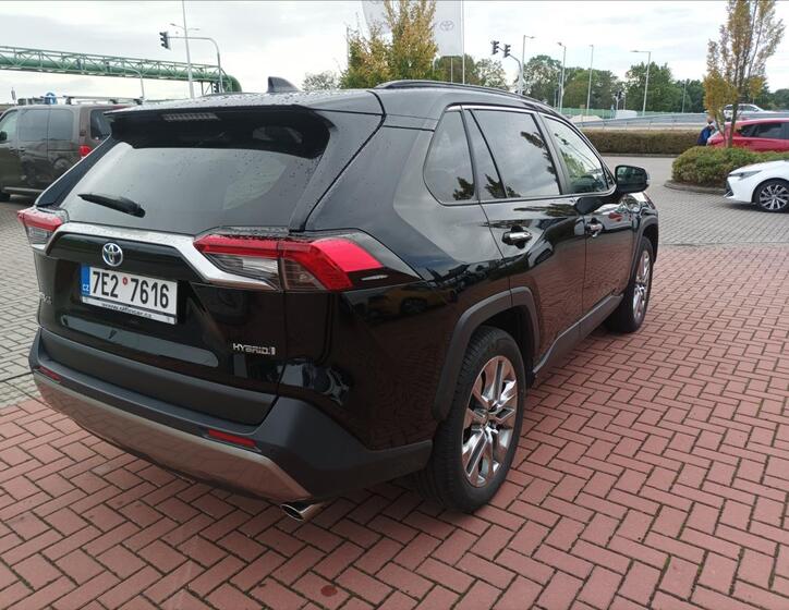 Toyota RAV4 4