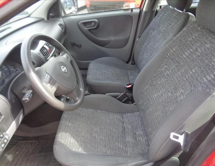 Opel Corsa 12