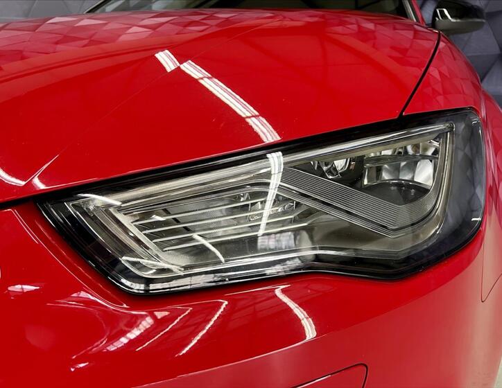 Audi A3 8
