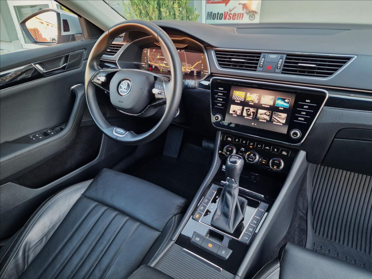 Škoda Superb