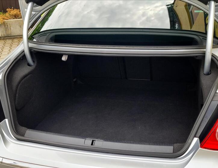 Volkswagen Passat CC 16