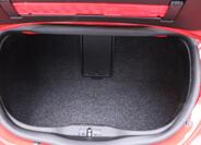Volkswagen New Beetle 13