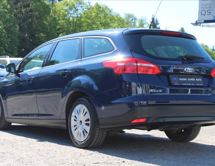 Ford Focus 7