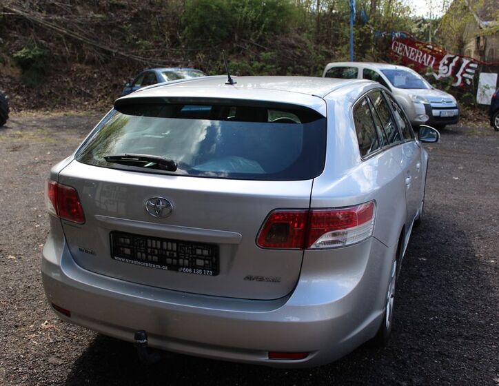 Toyota Avensis 7