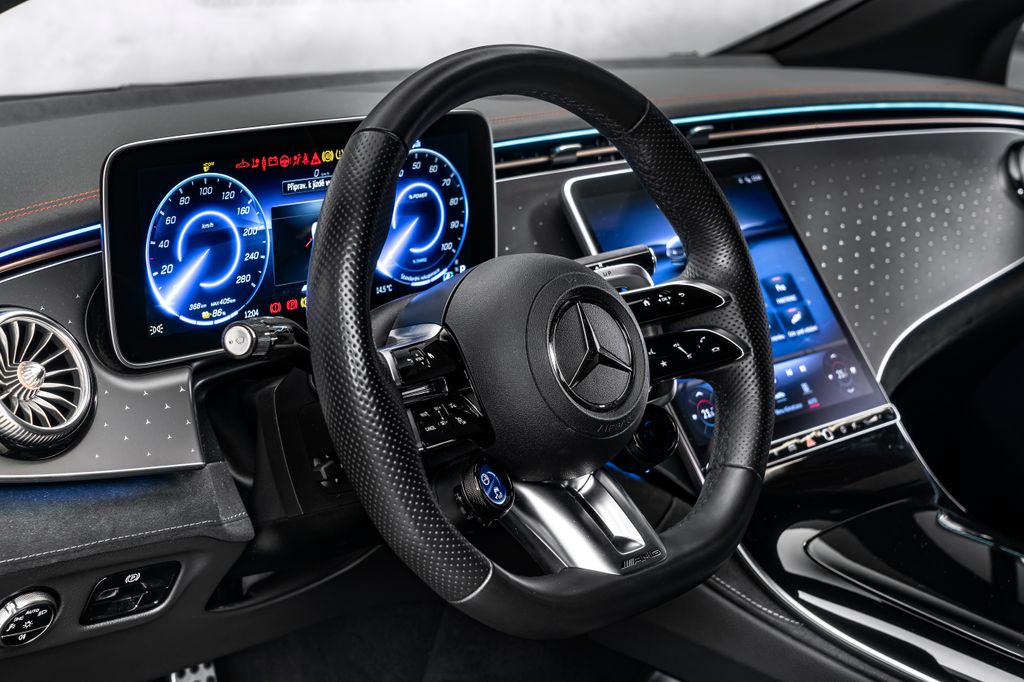 Mercedes-Benz EQE