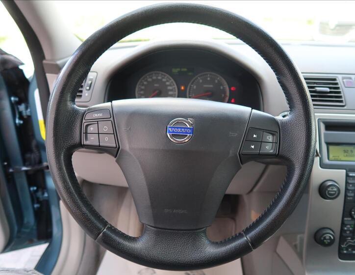 Volvo V50 15