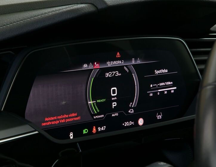 Audi e-tron 30