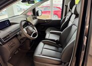 Hyundai Staria 9