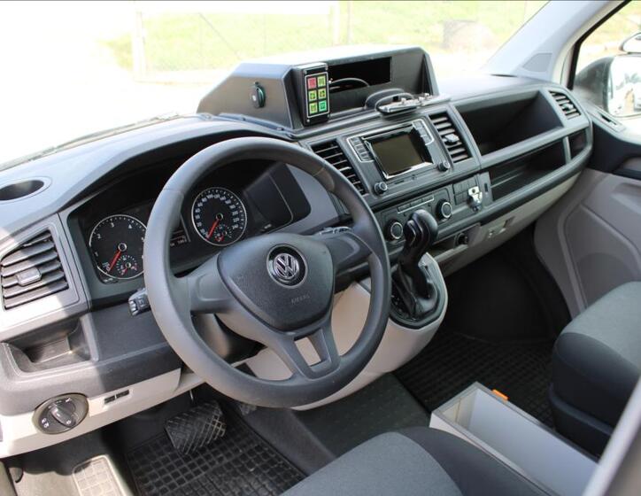 Volkswagen Transporter 11