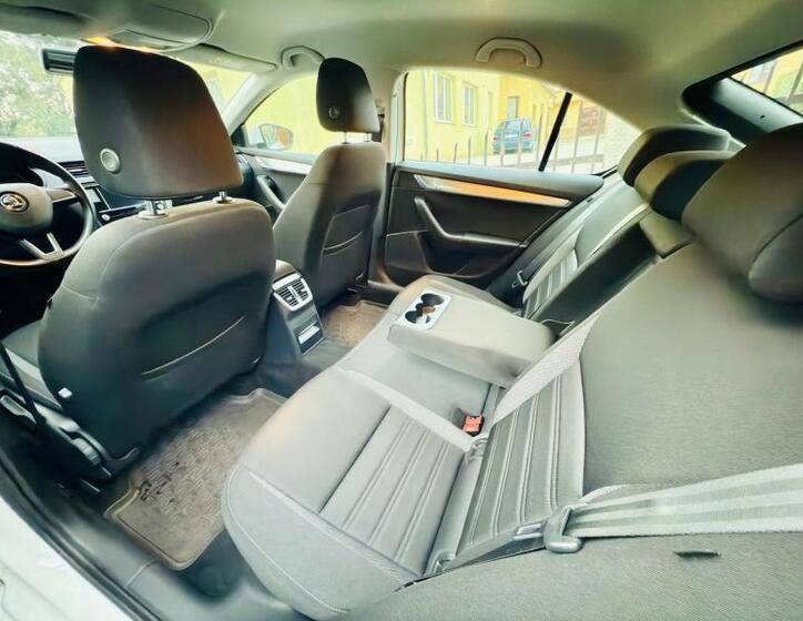Škoda Octavia 9