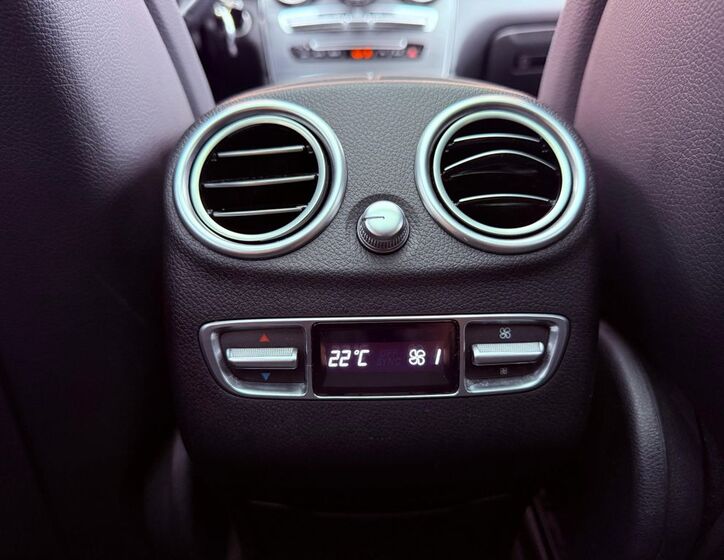Mercedes-Benz GLC 11