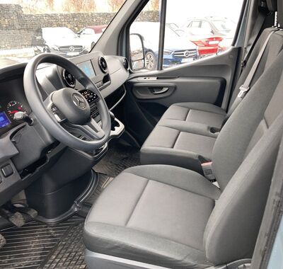 Mercedes-Benz Sprinter 18